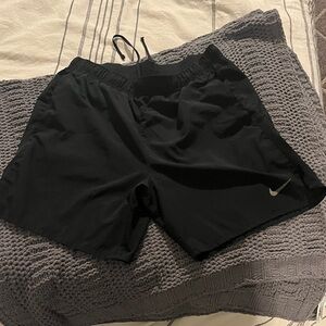 Nike Black Sports Shorts (M)